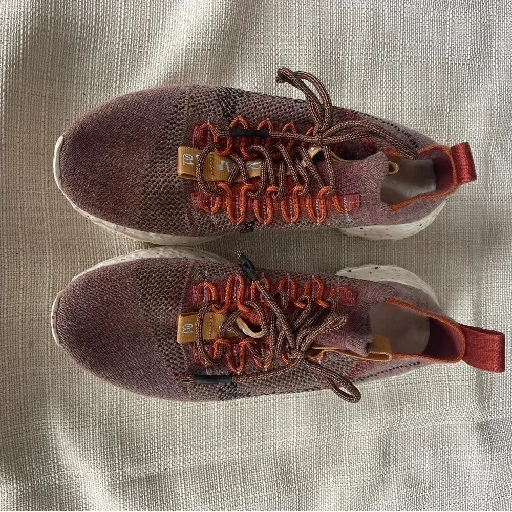 Nike Shoes - Sz. 6.5M / 8.5W